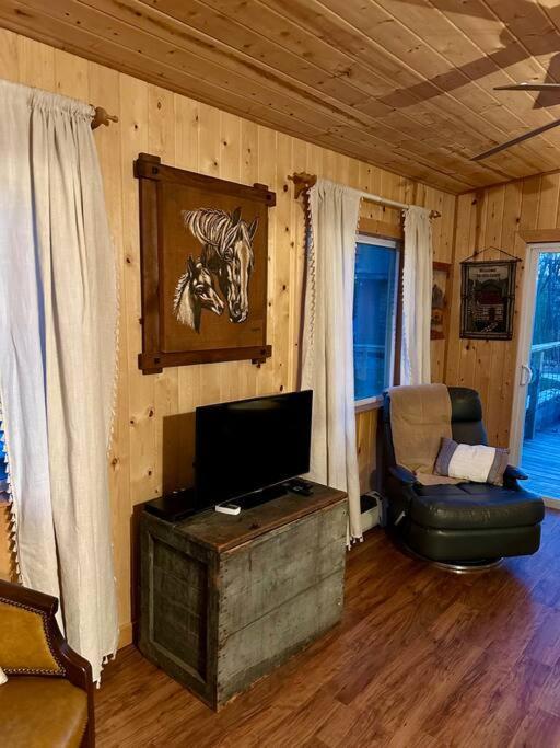 Beautiful & Peaceful Cabin W/ Deck Garden & Fire-Pit Murphy Zewnętrze zdjęcie